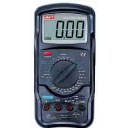 汽车万用表UT101