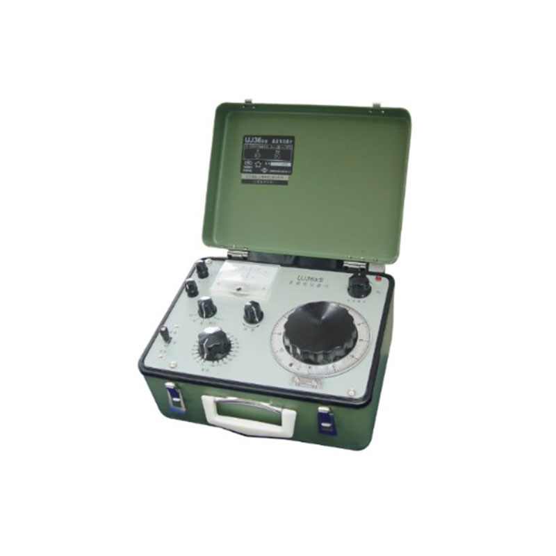 直流电位差计UJ36A